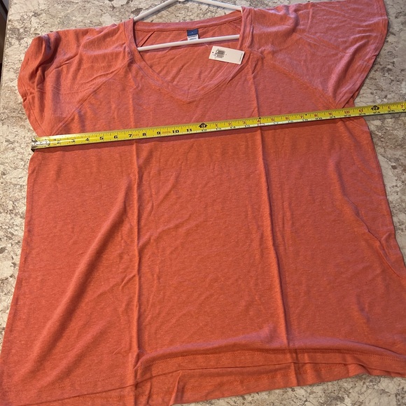 Women’s Old Navy V Neck Tee Shirt Short Sleeve Large NWT - Picture 5 of 9